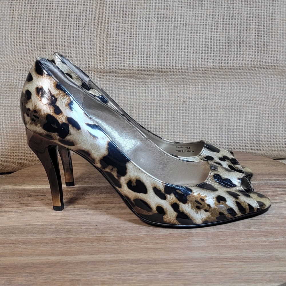 J. Renee Leda Heels Leopard Print Patent Leather Peep Toe Stiletto‎ Size 8 M